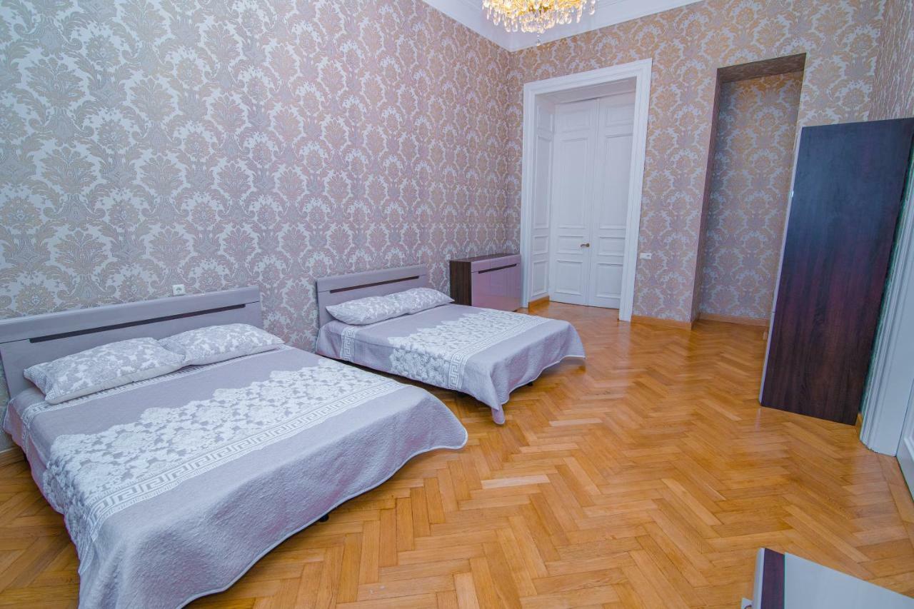 Solo Apartment In City Center 第比利斯 外观 照片