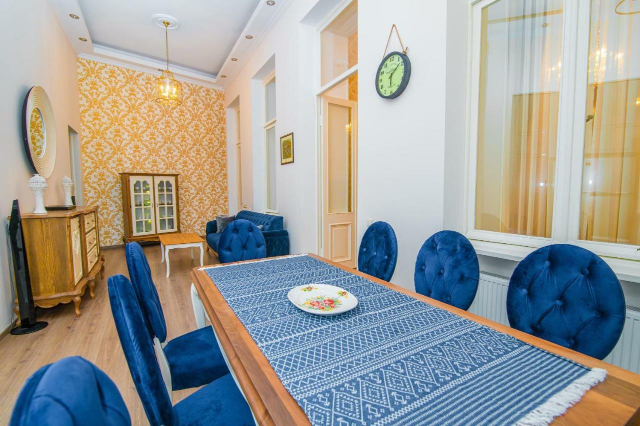 Solo Apartment In City Center 第比利斯 外观 照片