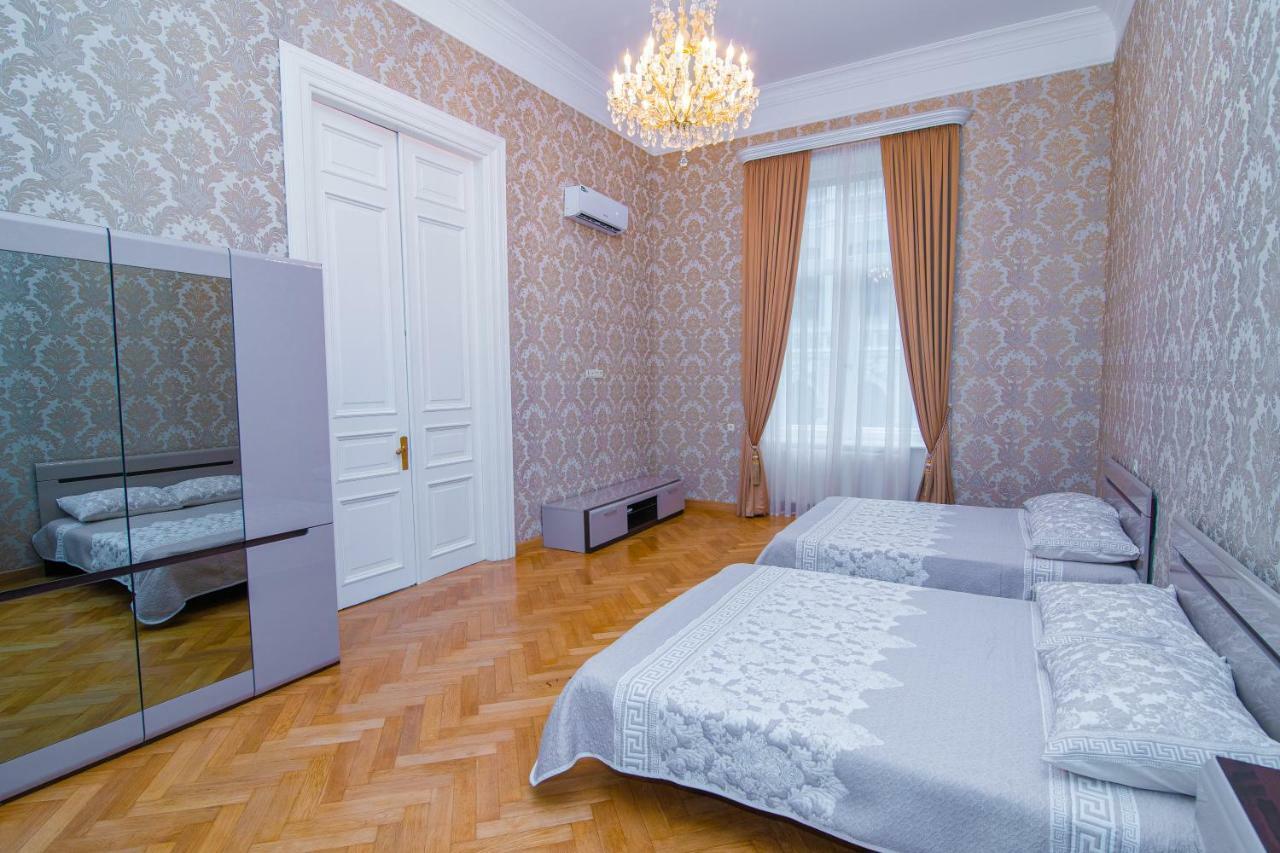 Solo Apartment In City Center 第比利斯 外观 照片