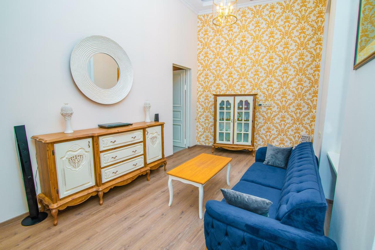 Solo Apartment In City Center 第比利斯 外观 照片